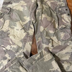 GAP Green and Brown Cargo Pants Durable Outdoor Wear